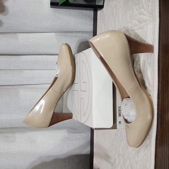 GIANI BERNINI HEELS - Picture 6 of 6